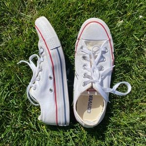White low top converse
